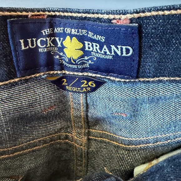 Women's Lucky Brand Blue Jeans - Picture 3 of 4